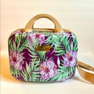 Jessica Simpson Hard Case Makeup Case